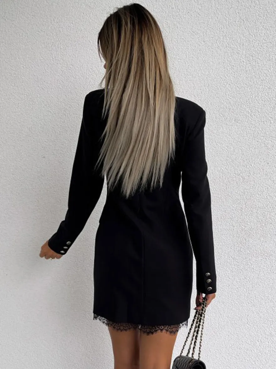 Blazer Court Femme avec Manches Longues à Col Revers Coupe Cintrée avec Boutons Unicolore