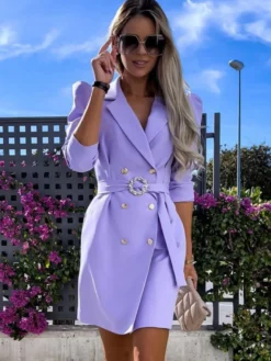 Blazer Court Femme avec Manches Longues à Col Revers Coupe Cintrée avec Boutons Unicolore