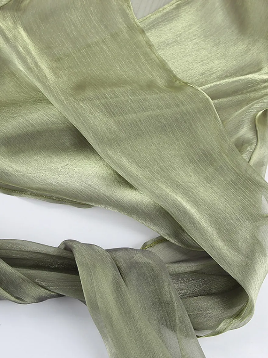 Blouse verte courte à col en V et manches longues élégantes pour femme