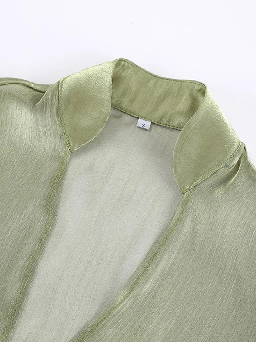 Blouse verte courte à col en V et manches longues élégantes pour femme