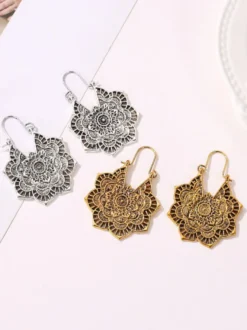 Boucles d'oreilles bohèmes à fleurs creuses pour femmes 2026