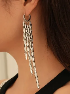 Boucles d'oreilles dorées pour adulte style européen décontracté motif feuille et géométrie. Bijou du quotidien