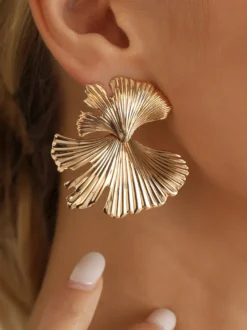 Boucles d'oreilles dorées pour adolescentes bijoux métalliques décontractés pour tous les jours