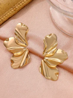 Boucles d'oreilles en forme de fleur irrégulière pour femmes 2026
