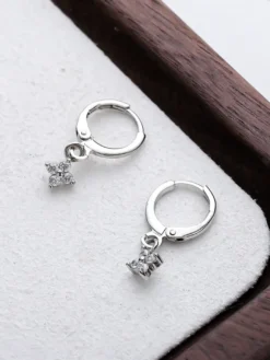 Boucles d'oreilles petites fleurs pour femmes 2026
