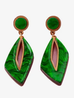 Boucles d'oreilles vertes pour adolescentes style géométrique européen décontracté. Bijoux de tous les jours.