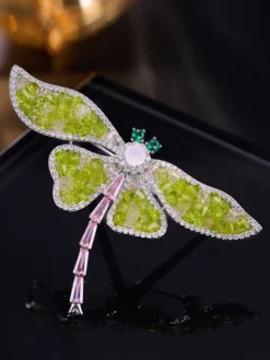 Broche libellule en pierre verte scintillante accessoire élégant pour costume