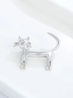 Broche minimaliste en forme de chat 3D épinglette mignonne en forme d'animal pour costume chemise ou manteau accessoire décoratif