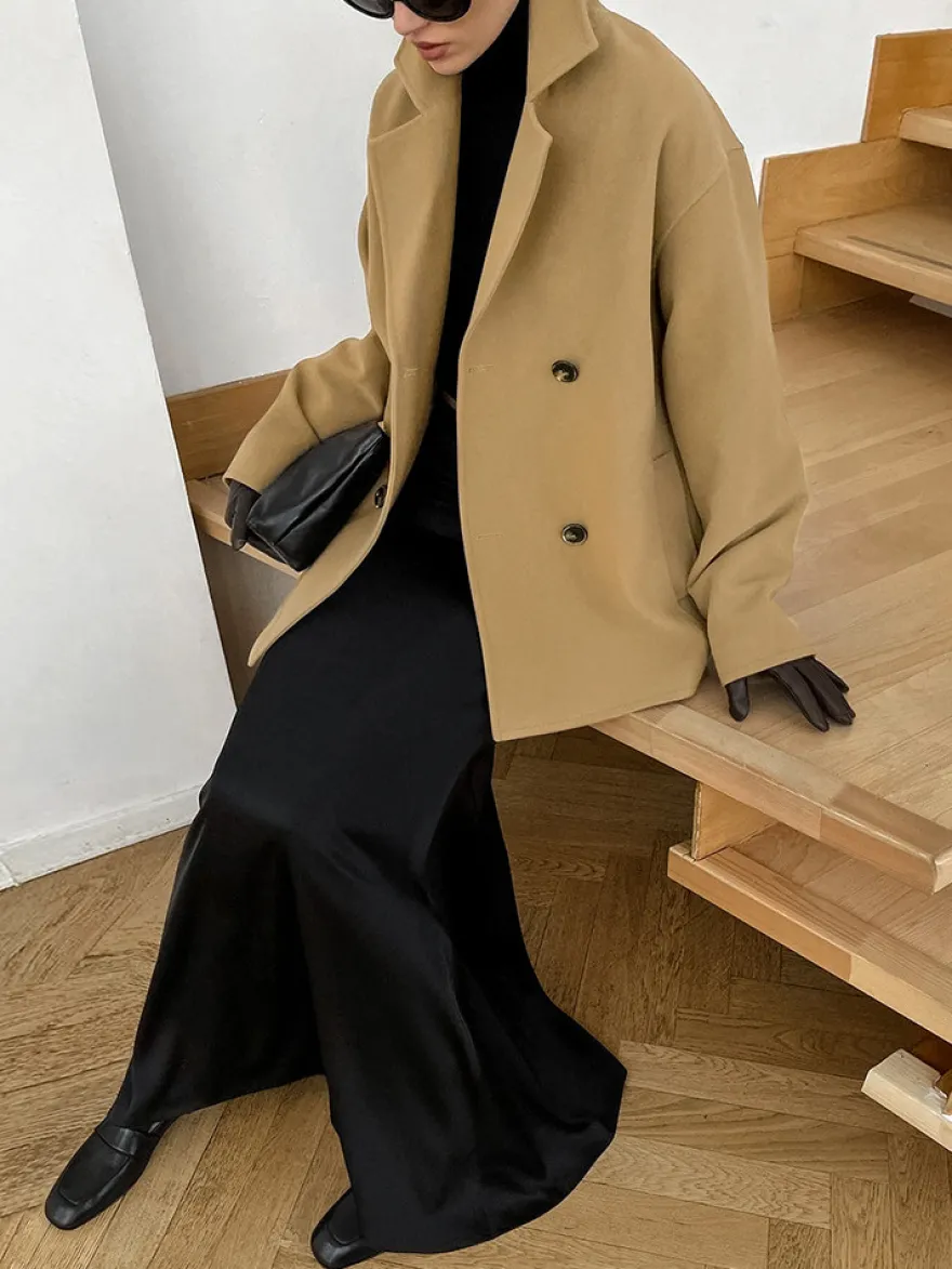 Caban camel croisé pour femme - Coupe carrée minimaliste à revers cranté - Collection streetwear printemps 2026 au luxe discret
