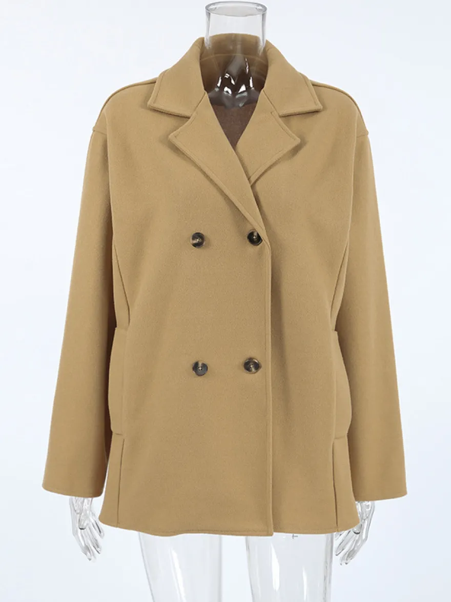 Caban camel croisé pour femme - Coupe carrée minimaliste à revers cranté - Collection streetwear printemps 2026 au luxe discret