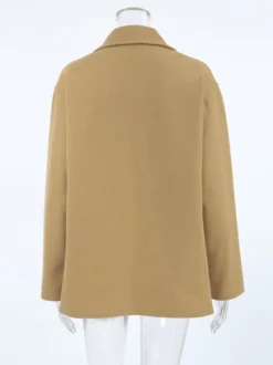 Caban camel croisé pour femme - Coupe carrée minimaliste à revers cranté - Collection streetwear printemps 2026 au luxe discret
