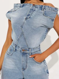 Combinaison bleue à encolure crantée sans manches en jean ample pour l'été