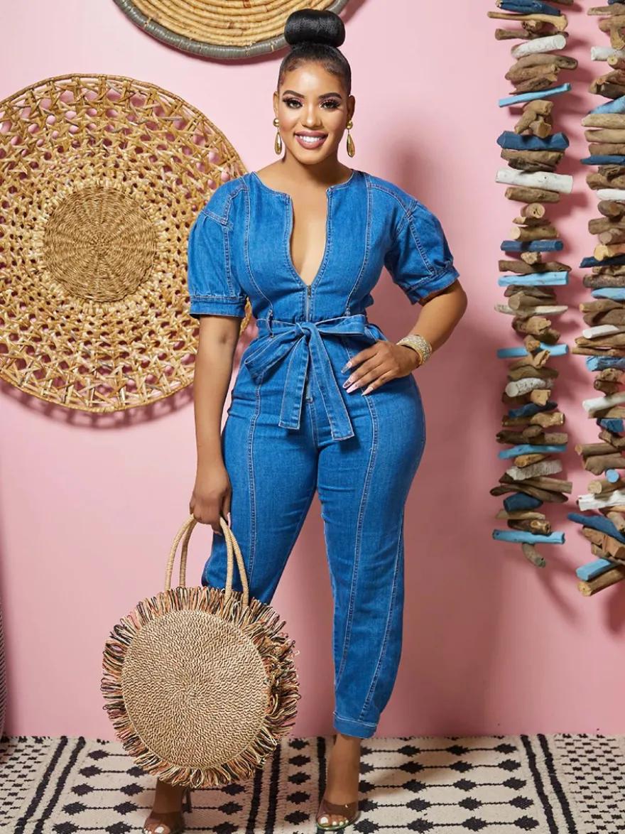 Combinaison en jean bleu délavé pour femme - Combinaison moulante rétro à manches bouffantes et ceinture zippée sur le devant - Style streetwear chic d'été 2026