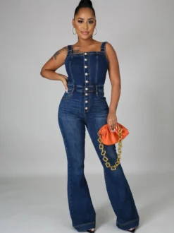 Combinaison en jean délavé boutonnée pour femme - Salopette bleu foncé rétro moulante à jambes évasées - Style streetwear chic d'été 2026