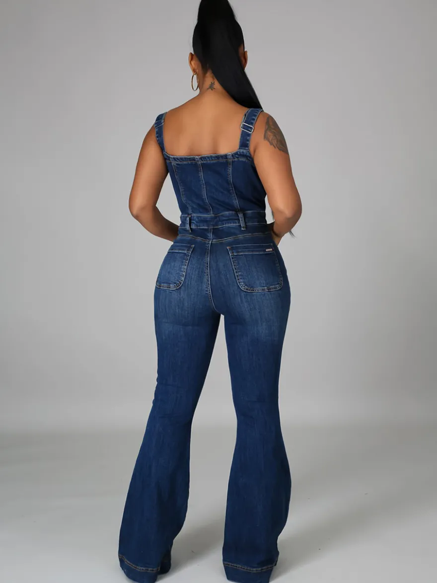 Combinaison en jean délavé boutonnée pour femme - Salopette bleu foncé rétro moulante à jambes évasées - Style streetwear chic d'été 2026