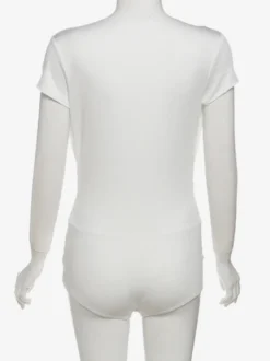 Combinaison moulante décontractée à manches courtes et décolleté plongeant style clubwear avec fronces sur le devant et coupe ajustée.