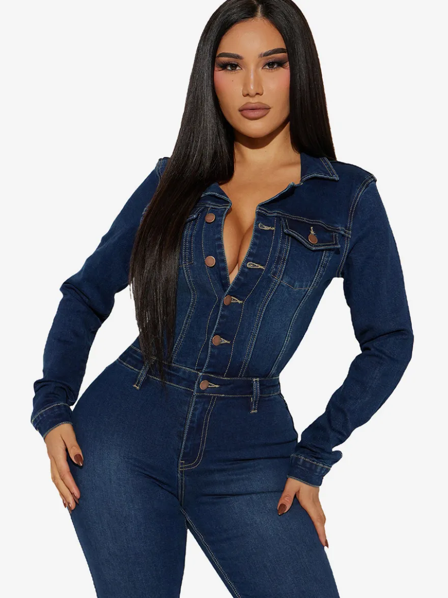 Combinaison-pantalon évasée en denim délavé pour femme - Combinaison-pantalon en coton bleu foncé à manches longues et coupe bootcut - Collection streetwear printemps 2026