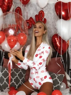 Combinaison pyjama imprimée lèvres pour femme - Combinaison moulante sexy à manches longues et col en V boutonnée sur le devant - Saint-Valentin 2026