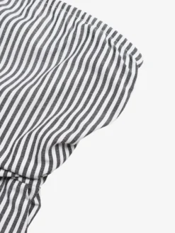Combinaison-short d'été à rayures noires sans manches et bretelles spaghetti