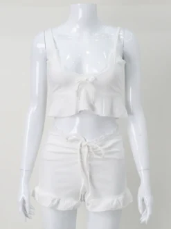 Ensemble Coquette 2 pièces à bordure en dentelle blanche pour femme - Débardeur short - Tenue décontractée d'été pour la plage 2026
