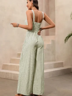 Ensemble deux pièces : pantalon et robe sans manches bleu chic style resort découpes et coupe flatteuse.