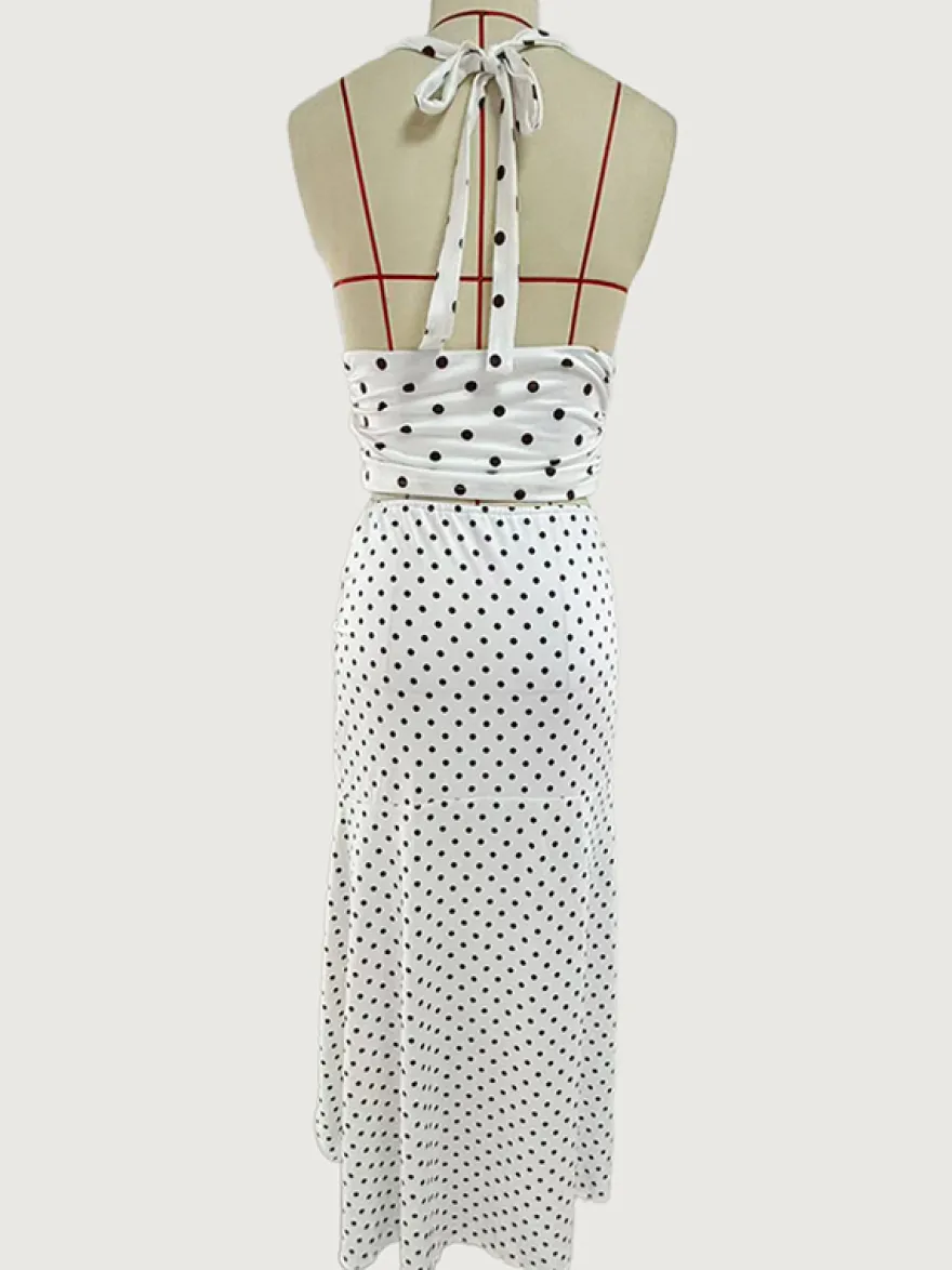 Ensemble deux pièces à pois pour femme - Haut blanc dos nu à col bénitier et jupe longue asymétrique à volants - Vacances d'été à la plage 2026
