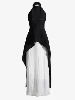 Ensemble 2 pièces composé d'un haut tunique asymétrique cache-cœur à col halter et d'une jupe longue plissée blanche
