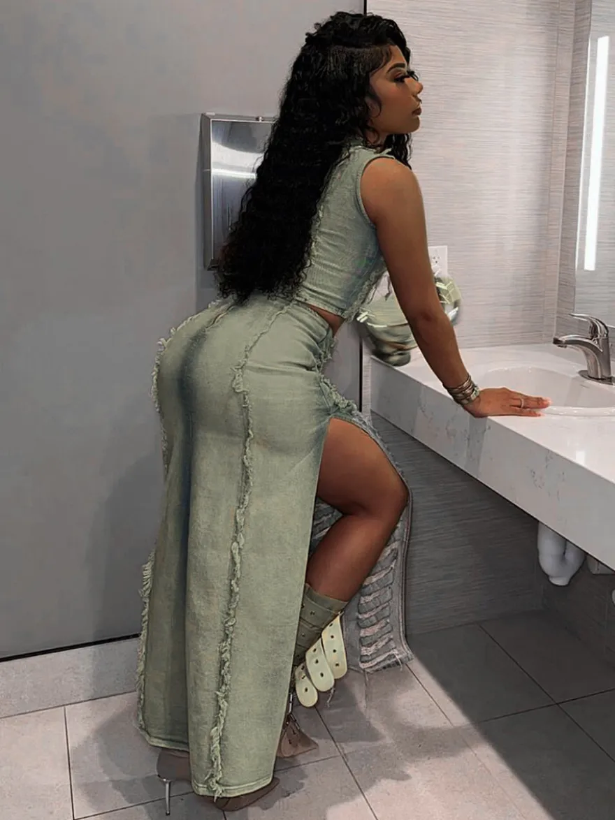 Ensemble 2 pièces en denim délavé pour femme - Jupe longue fendue déchirée style vintage et crop top - Tenue de festival d'été 2026