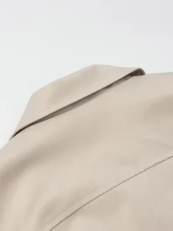 Ensemble 2 pièces : pantalon blanc plissé en polyester col rabattu manches longues.