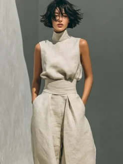 Ensembles deux pièces : pantalon et robe maxi écru blanc à col montant sans manches élégants
