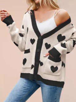 Gilet cardigan oversize à manches longues et poches imprimé cœur et bordures contrastées col en V et boutons pour femme