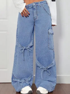 Jean cargo à jambes larges pour femme - Pantalon en denim délavé ample à bretelles et nœud papillon style rétro Y2K - Streetwear pour festivals de musique du printemps 2026