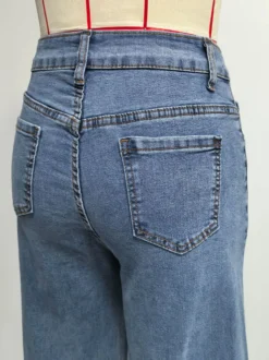 Jean large à motif cœur pour femme - Bleu moyen style bohème chic coupe droite - Tenue streetwear printanière 2026