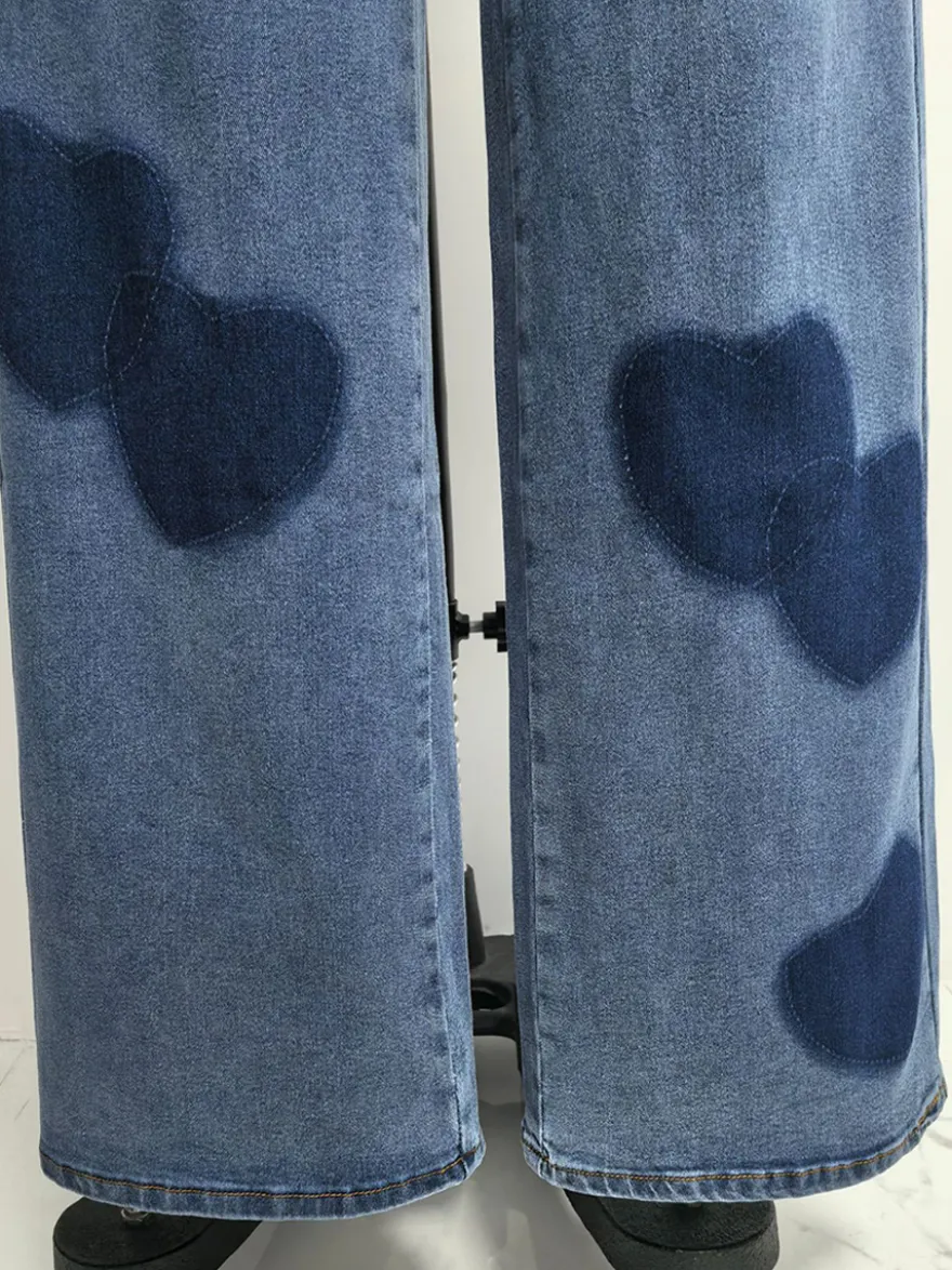 Jean large à motif cœur pour femme - Bleu moyen style bohème chic coupe droite - Tenue streetwear printanière 2026
