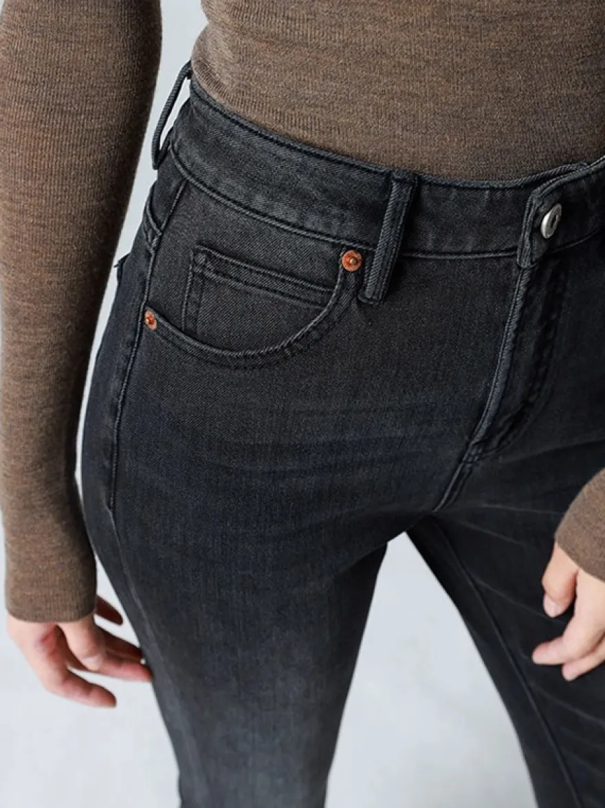 Jeans pour femmes bas évasés jeans modernes et décontractés