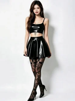Jupe mini évasée taille haute en similicuir brillant pour femme idéale pour les soirées
