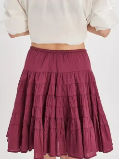 Jupes blanches plissées taille naturelle chic pour femmes