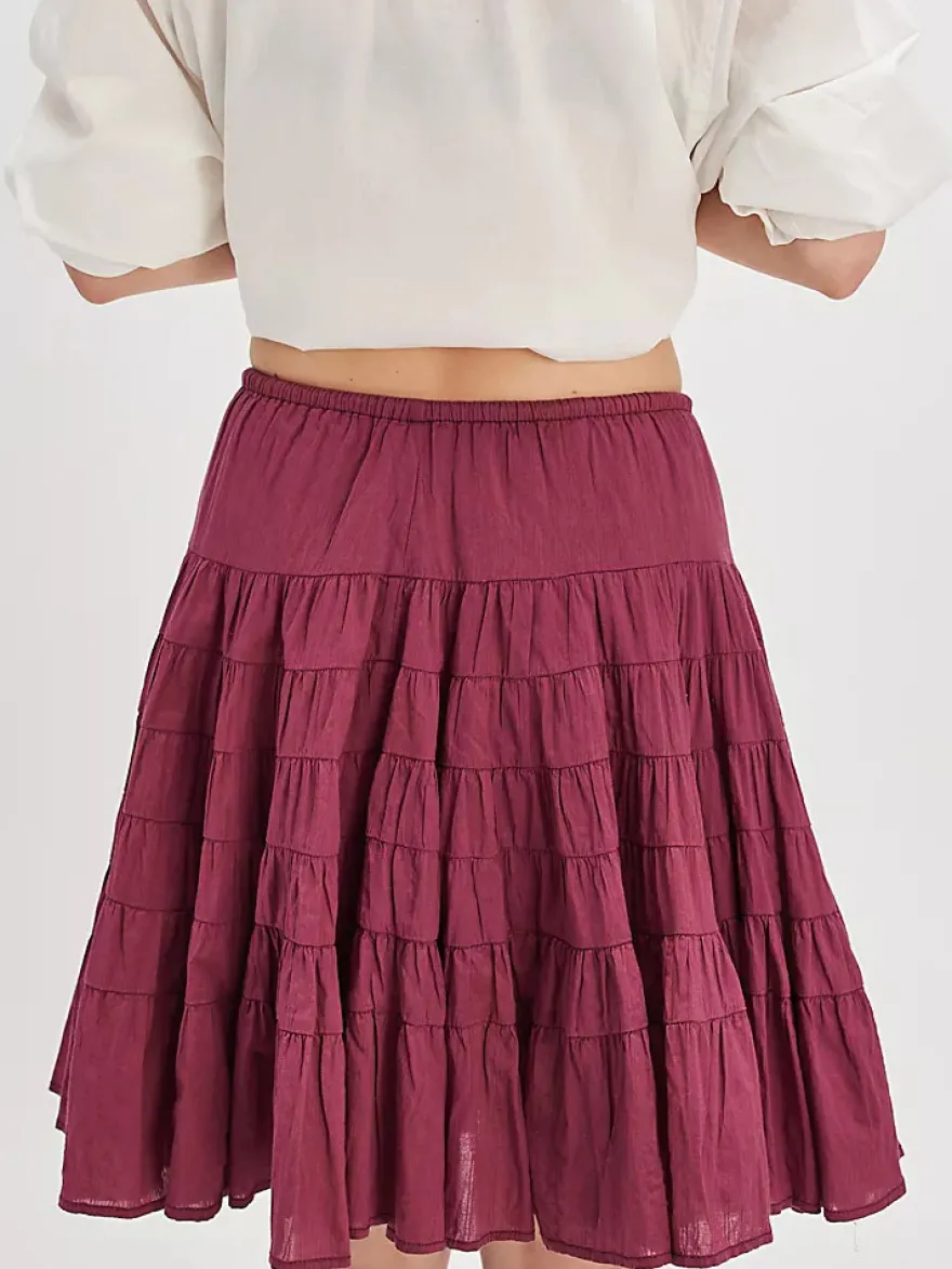 Jupes blanches plissées taille naturelle chic pour femmes