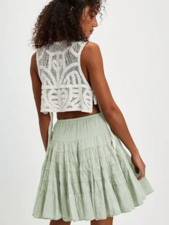 Jupes blanches plissées taille naturelle chic pour femmes
