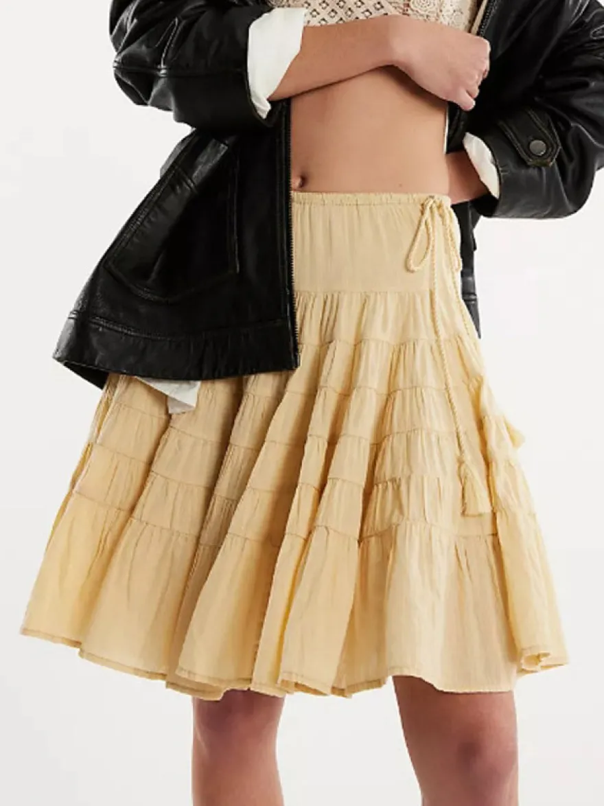 Jupes blanches plissées taille naturelle chic pour femmes