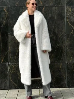Manteau en fausse fourrure blanche avec revers crantés et ceinture Veste longue d'hiver écologique 2026