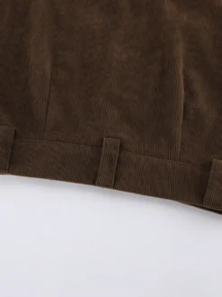 Mini-jupe femme en velours côtelé marron - Coupe rétro taille haute slim trapèze - Collection printemps-été 2026
