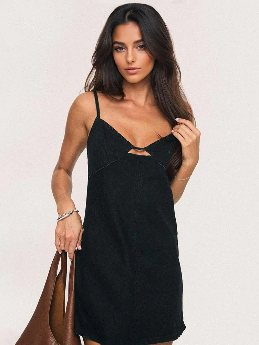 Mini-robe nuisette en jean à découpes pour femme 2026