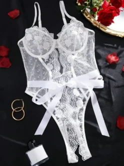 Nuisettes en dentelle bleue transparente et sexy sans entrejambe pour femmes