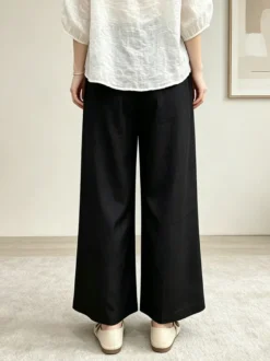 Pantalon noir en polyester