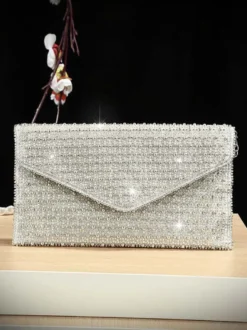 Pochette enveloppe entièrement ornée de strass bandoulière chaîne amovible sac à main scintillant pour soirée mariage