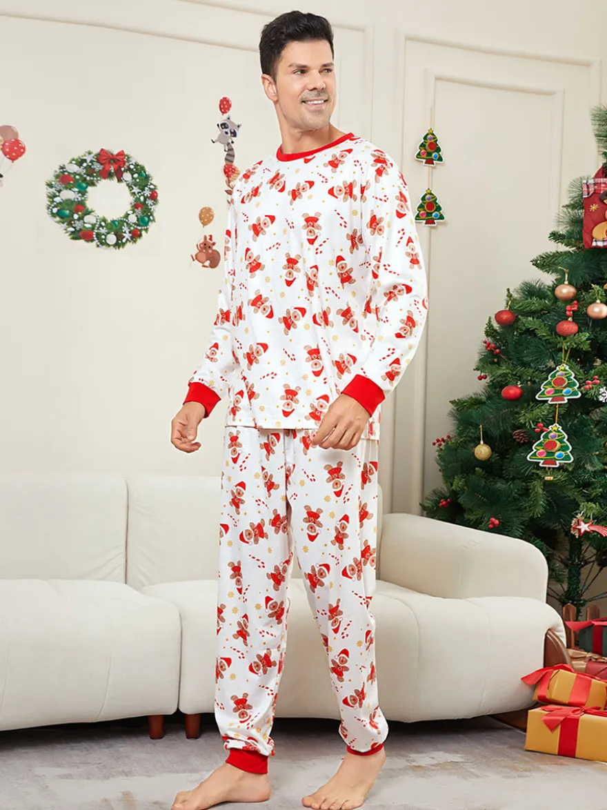 Pyjamas de Noël familiaux imprimés bonhomme en pain d'épice blanc et rouge 2026
