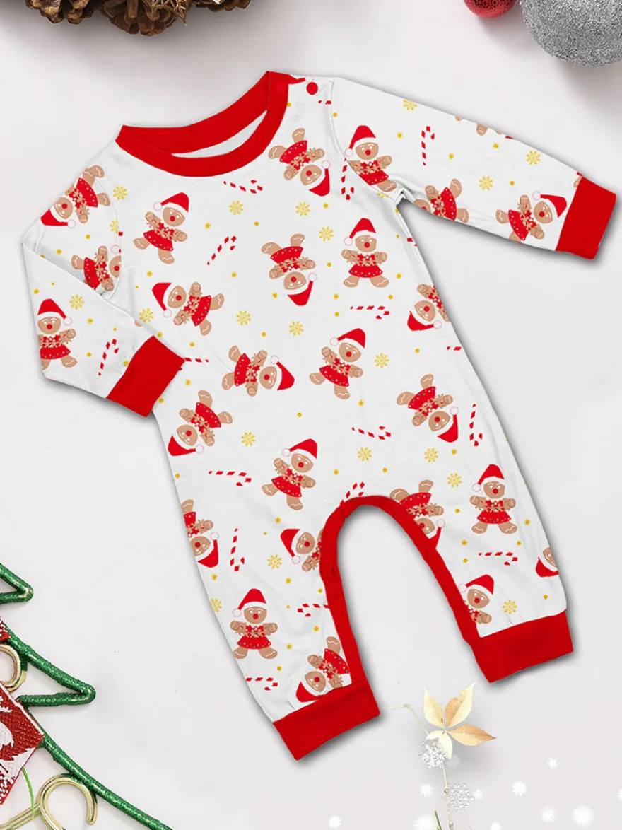 Pyjamas de Noël familiaux imprimés bonhomme en pain d'épice blanc et rouge 2026