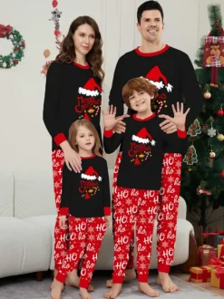 Pyjamas de Noël noirs et rouges pour toute la famille avec haut bonnet de Père Noël et pantalon Ho Ho Ho (collection 2026)