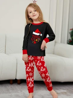 Pyjamas de Noël noirs et rouges pour toute la famille avec haut bonnet de Père Noël et pantalon Ho Ho Ho (collection 2026)